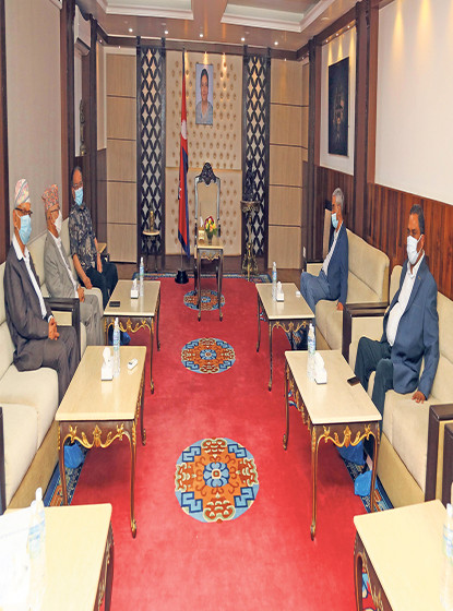 कार्यवाहक प्रधानन्यायाधीश तोक्न सत्ता गठबन्धनको सुझाव